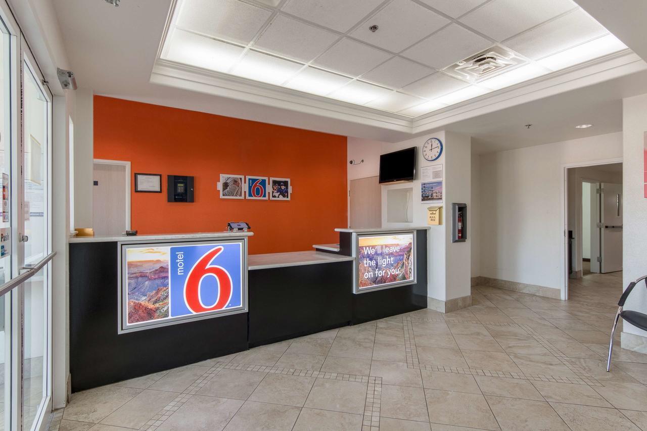 Motel 6-San Antonio, Tx - Downtown - Alamo Dome Exteriér fotografie